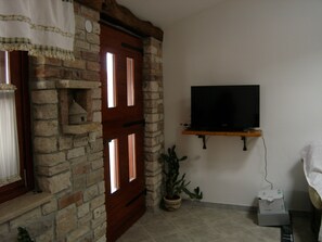 Apartment | Living area | Flat-screen TV - Easeful Pifar Apartment great location (Medulin)