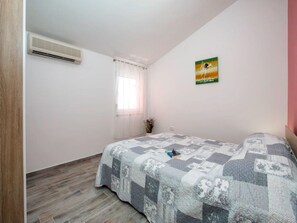 Apartment (B4+1 N3)