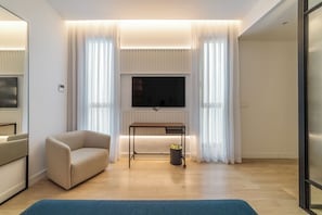 Doppel- oder Zweibettzimmer | 1 Schlafzimmer, Minibar, Zimmersafe, Verdunkelungsvorhänge