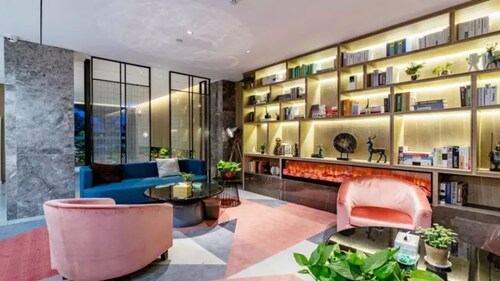 Floral Hotel Tian Cheng Airport