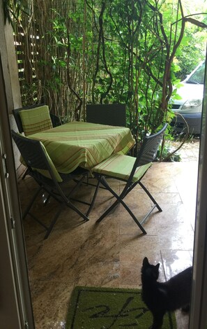 Terrace/patio - Comfortable Nena Apartment with Nice View (Medulin)