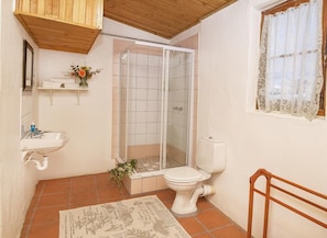 Bathroom - The Granary Petite Hotel (Darling)