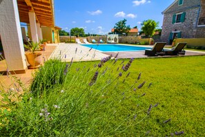 Exterior - Stunning Villa Bozini Dvori (Sveti Filip i Jakov)