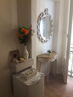 وسيلة راحة في الغرفة