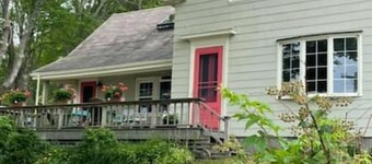 Shirley's House-Beautiful In Town House