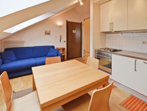 Interior - Lovely apartment for 4 people with WIFI and TV (Canazei)