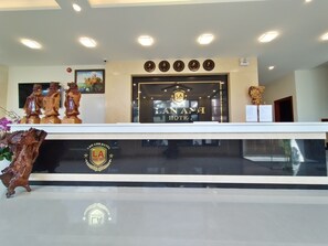 Reception - Lan Anh Hotel (Da Lat)