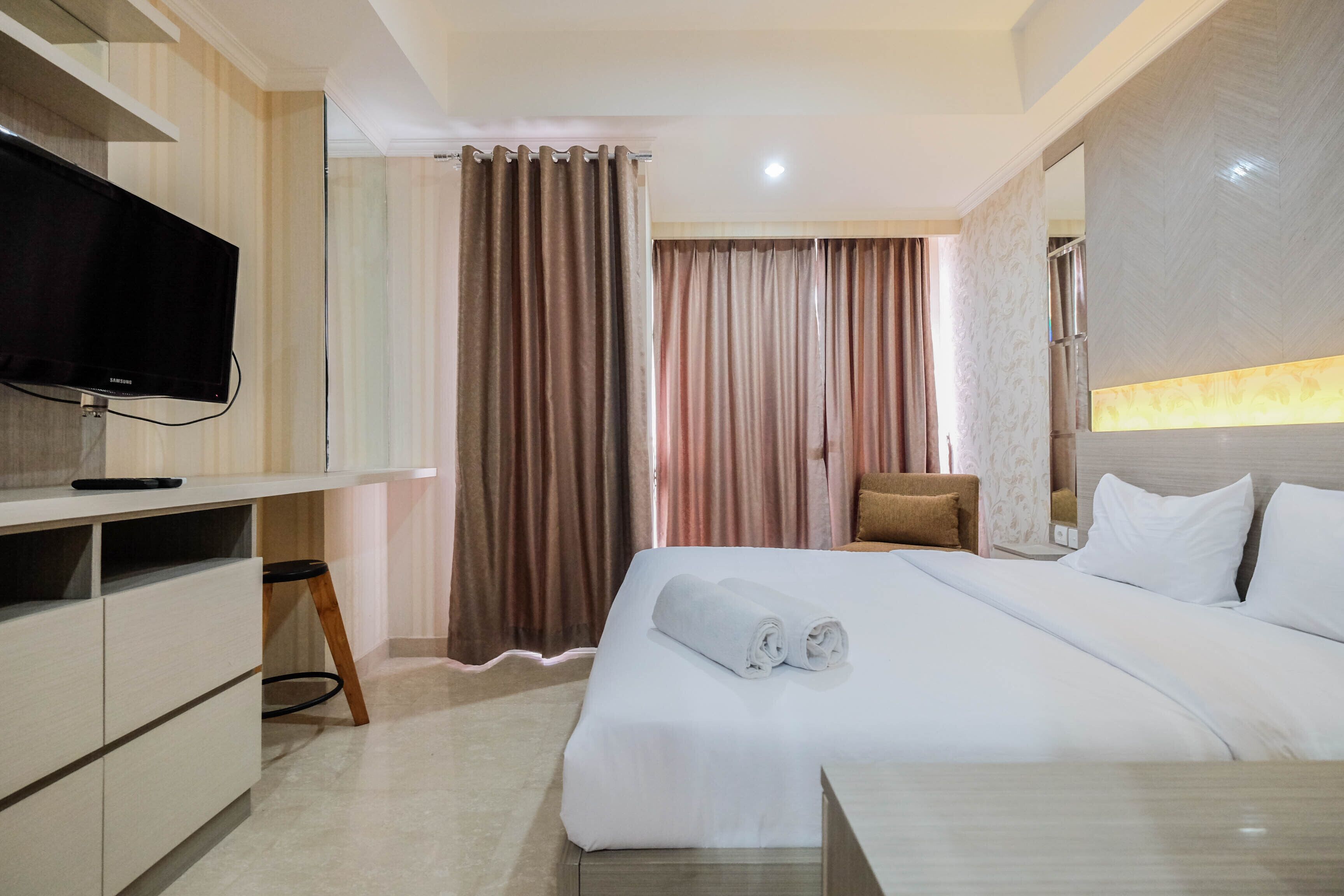 Chambre | Bureau, Wi-Fi gratuit, draps fournis