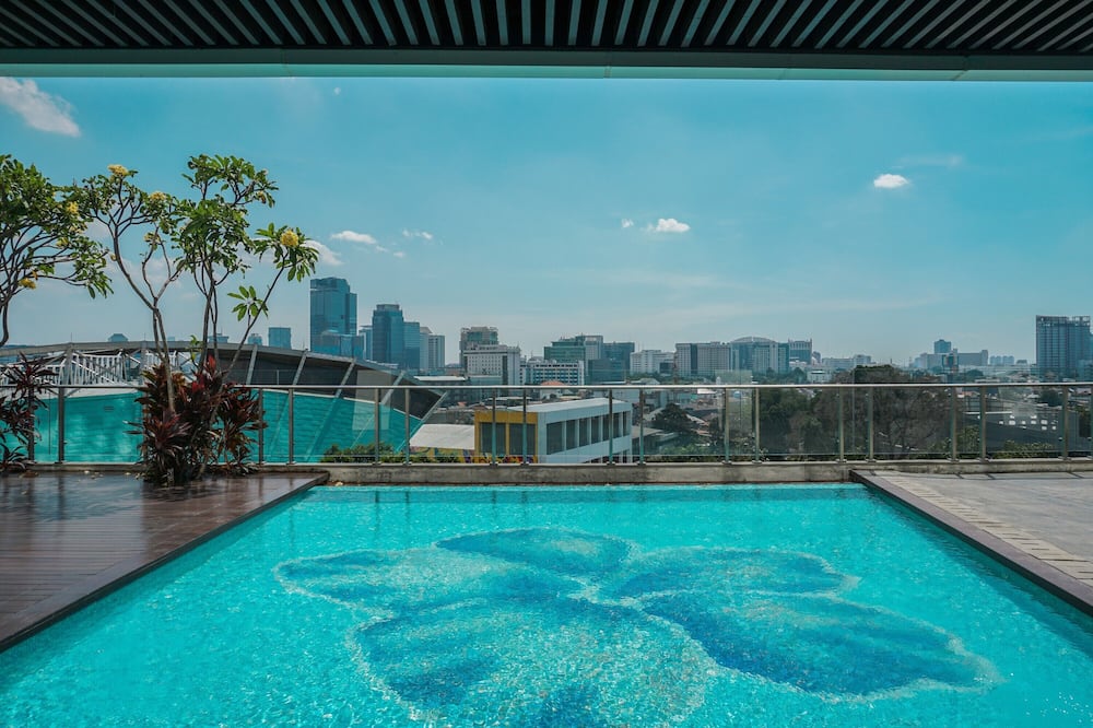 Elegant Studio at Menteng Park Apartment