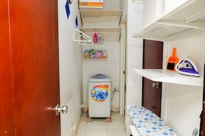Room - Exclusive 3BR Sea View Ancol Mediterania Apartment (Jakarta)