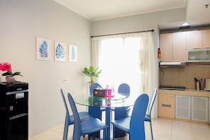 In-room dining - Exclusive 3BR Sea View Ancol Mediterania Apartment (Jakarta)