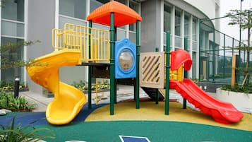 Children’s play area – outdoor
