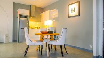 Quarto | Opções para refeição no quarto