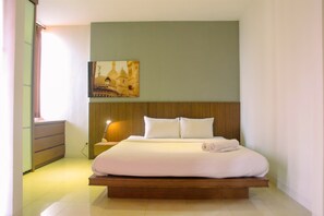 Room | 2 bedrooms, desk, free WiFi, bed sheets - Modern 2BR Cervino Village Apartment (Jakarta)