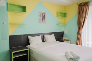 1 غرفة نوم ومكتب ومكواة/لوح كي وملاءات أسرّة