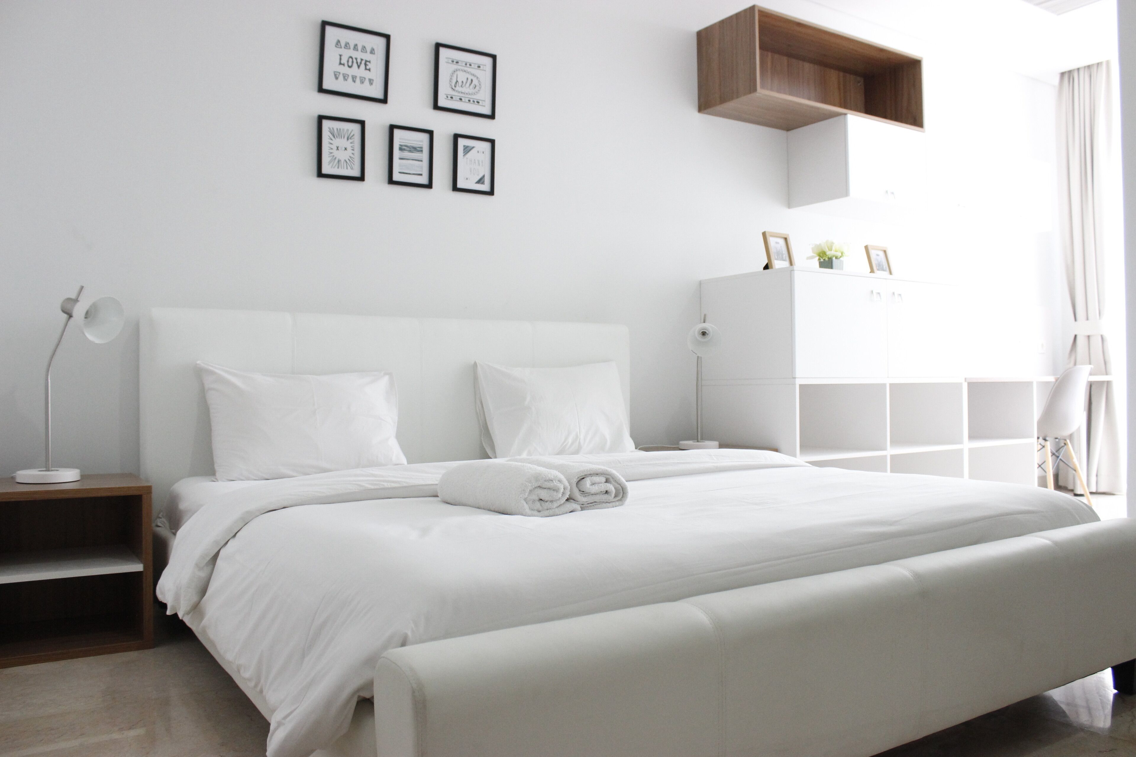 2 عدّة غرف نوم وواي فاي مجانًا وملاءات أسرّة