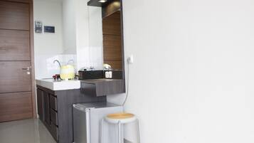 Room | Bathroom | Shower, towels