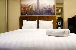 Room - Comfy Studio Apartment at Anderson Tower Supermall Mansion (Surabaya)