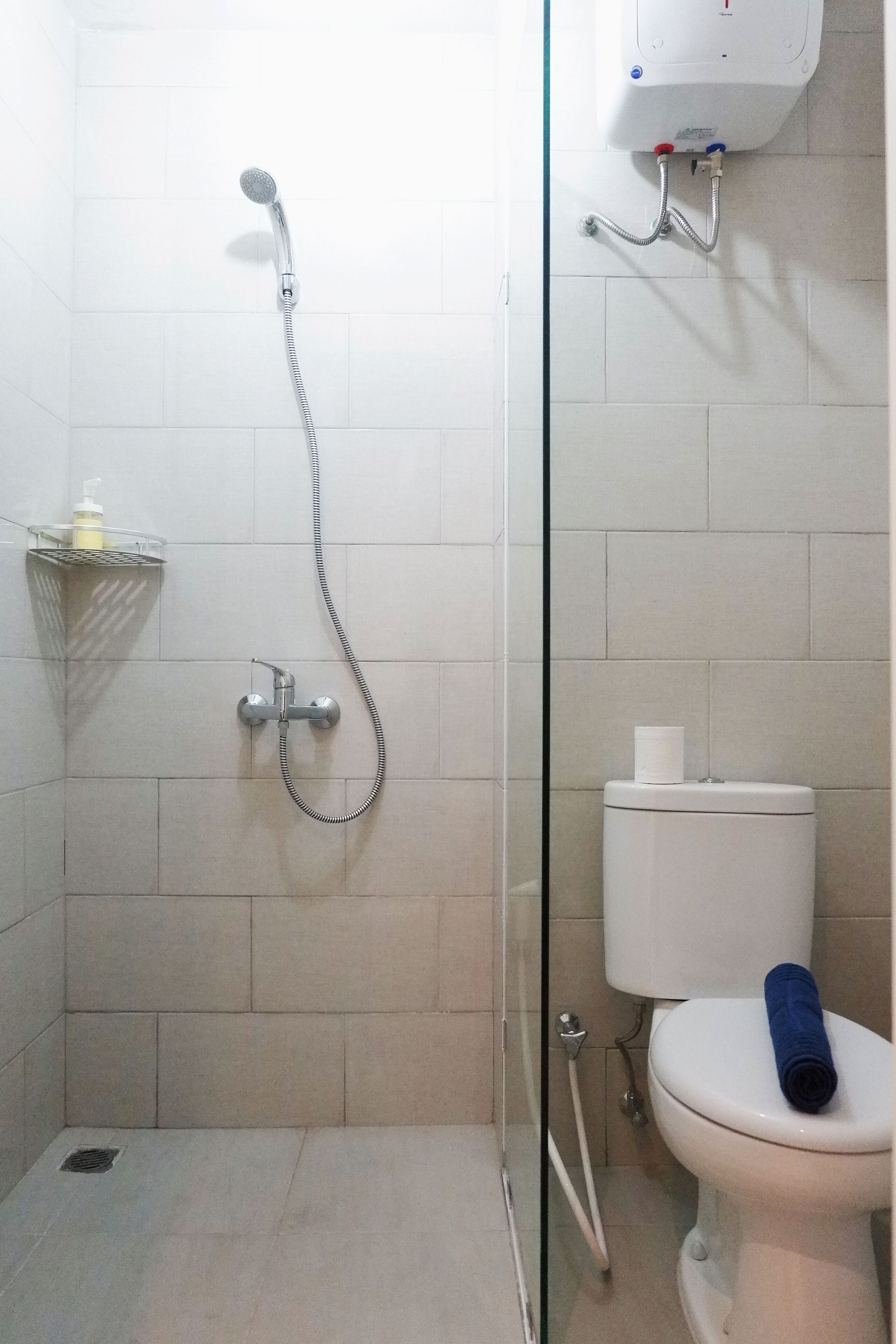 Room | Bathroom shower