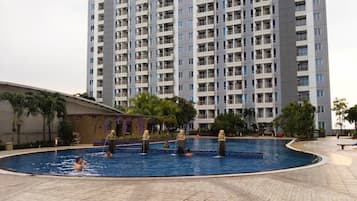 Udendørs pool