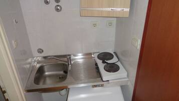 Monolocale (Apartment 3) | Letti aggiuntivi (a pagamento), Wi-Fi gratuito, lenzuola