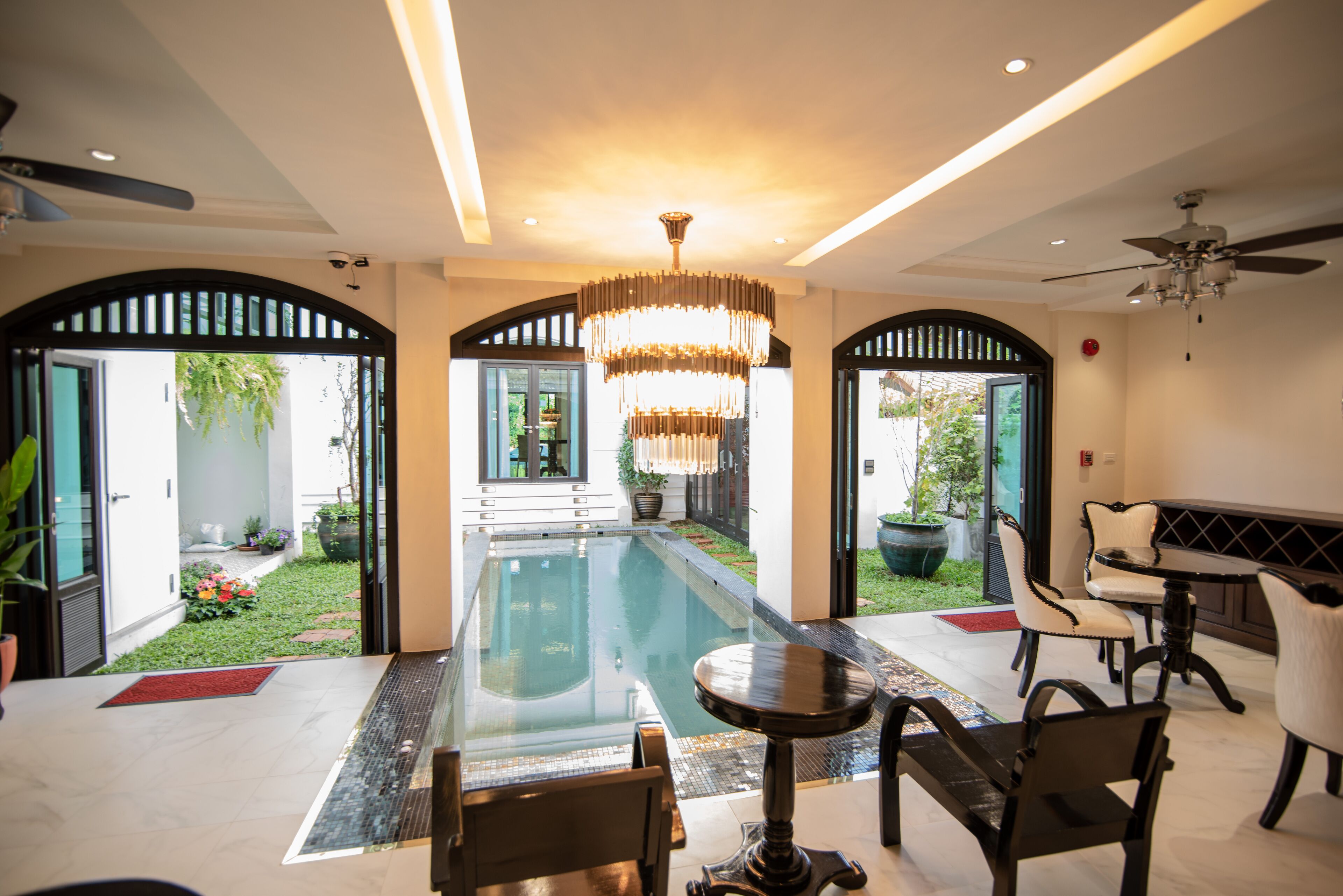 Photo - Nanta Glam CM Hotel & Residences