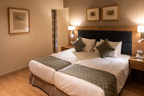 In-room safe, desk, soundproofing, iron/ironing board