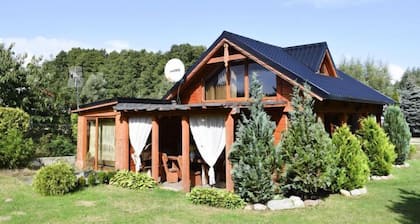 Acogedora casa de vacaciones en Junoszyno