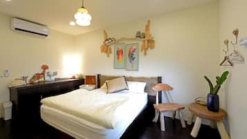 Desk, free WiFi, bed sheets