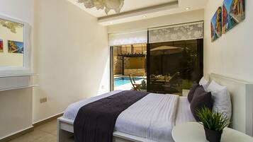 Design Villa | 2 bedrooms, Egyptian cotton sheets, hypo-allergenic bedding, free WiFi