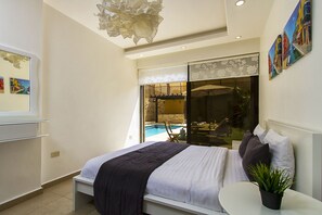 Design Villa | 2 bedrooms, Egyptian cotton sheets, hypo-allergenic bedding, free WiFi