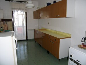 Private kitchen - Apartments Violeta (Liznjan)