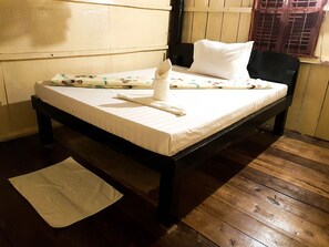 Habitación estándar doble, 1 cama de matrimonio grande, vistas al jardín | Wifi gratis