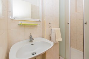 Apartment, 1 Schlafzimmer | Badezimmer
