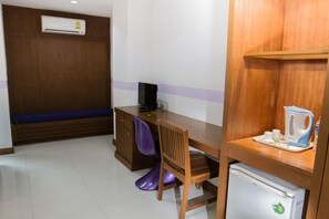 Habitació amb dos llits individuals superior | Equipament de l'habitació