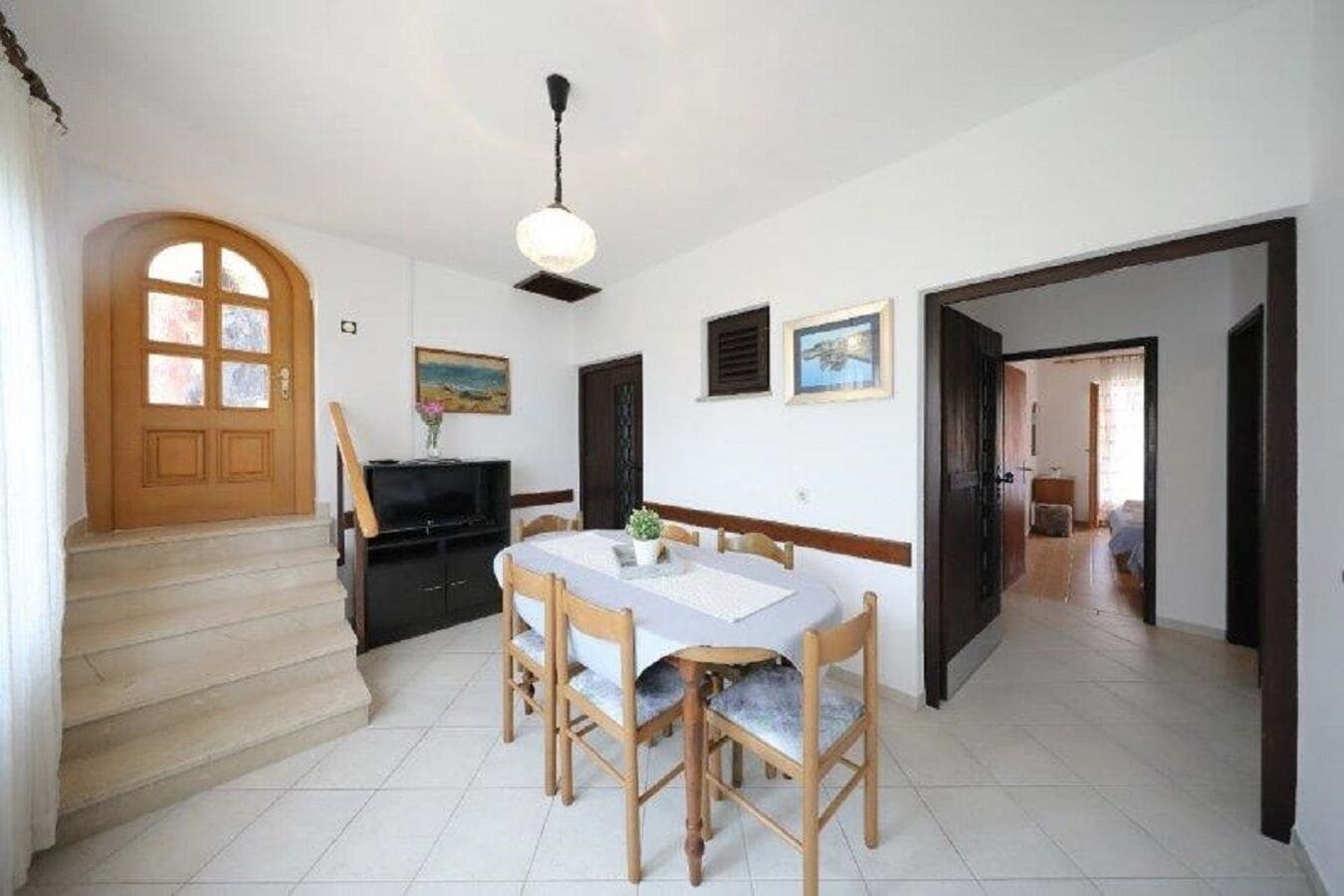 Familienzimmer (N4) | Wohnbereich | Flachbildfernseher