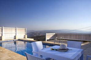Piscina stagionale all'aperto