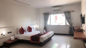 Deluxe Double Room | Free WiFi