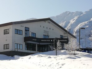 Overnatningsstedets facade