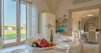 Villa in Ostuni with 4 bedrooms sleeps 8