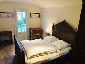 4 Schlafzimmer, Bügeleisen/Bügelbrett, kostenloses WLAN, Bettwäsche