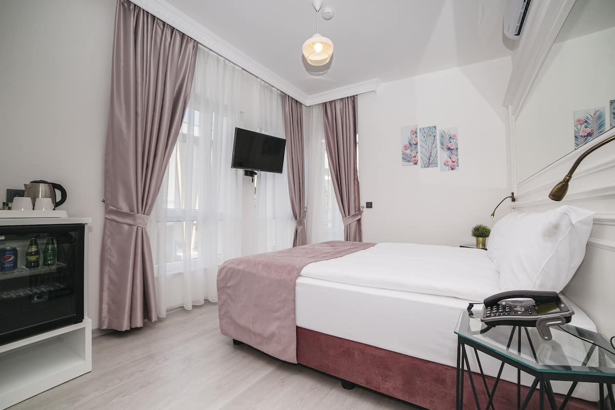 Couette en duvet d'oie, minibar, coffres-forts dans les chambres