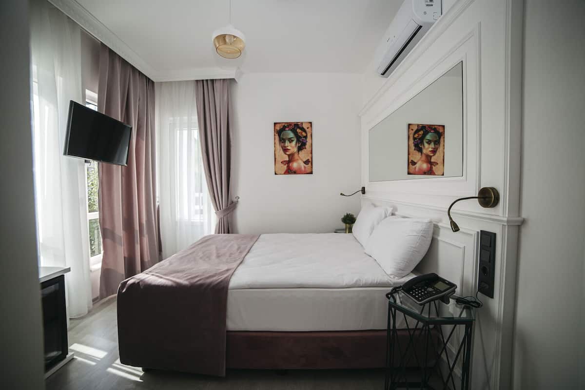 Couette en duvet d'oie, minibar, coffres-forts dans les chambres