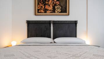 Chambre Confort Double ou avec lits jumeaux | Literie de qualité supérieure, surmatelas