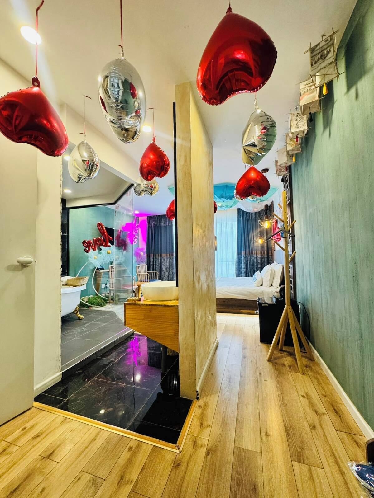 Premium Double Room, 1 King Bed | Egyptian cotton sheets, premium bedding, down comforters, pillowtop beds