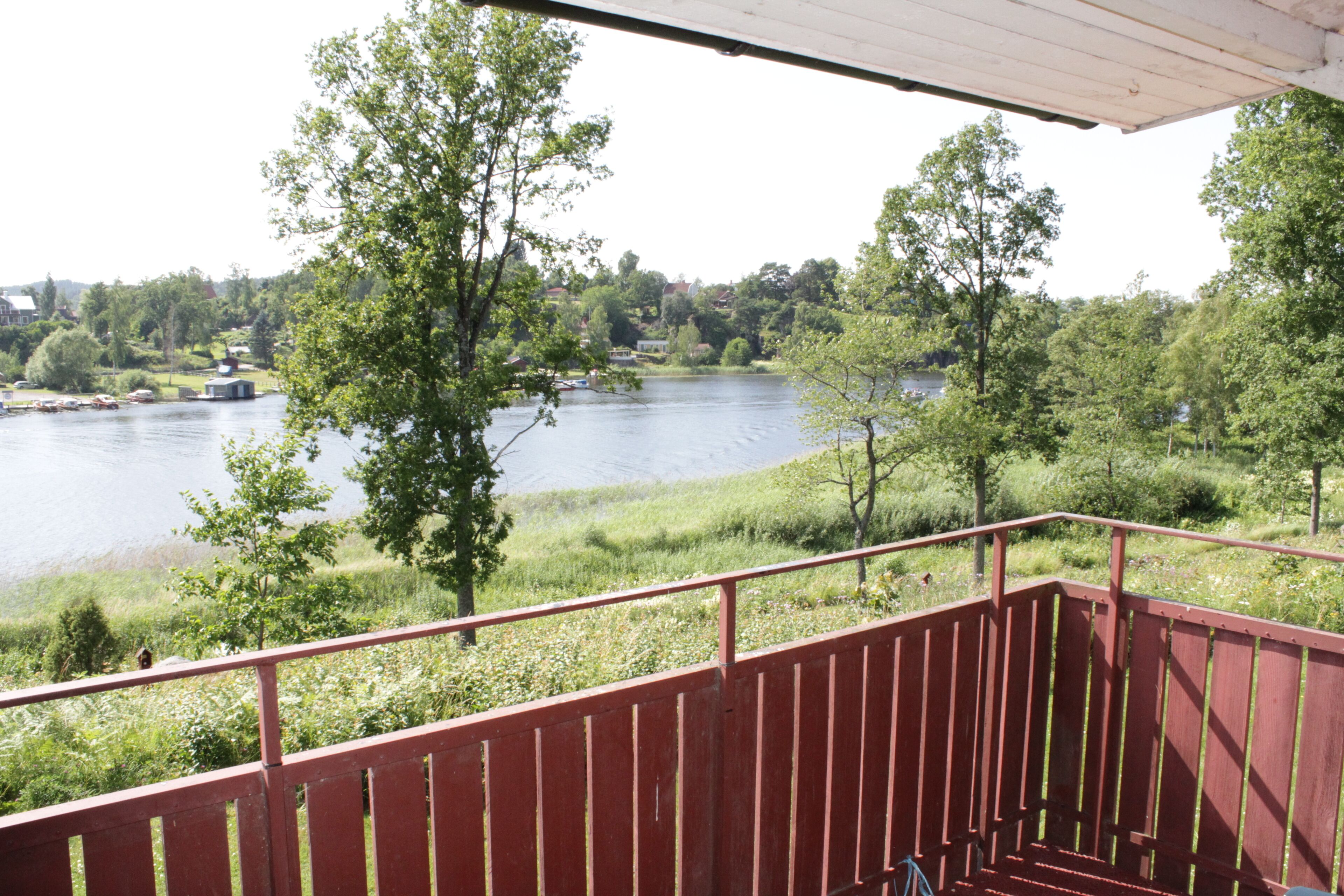 Chaumière, vue sur le lac | Vue du balcon