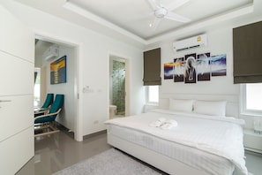 Villa supérieure, 3 chambres, non-fumeur, cuisine | 3 chambres, rideaux d’obscurcissement, fer et planche à repasser