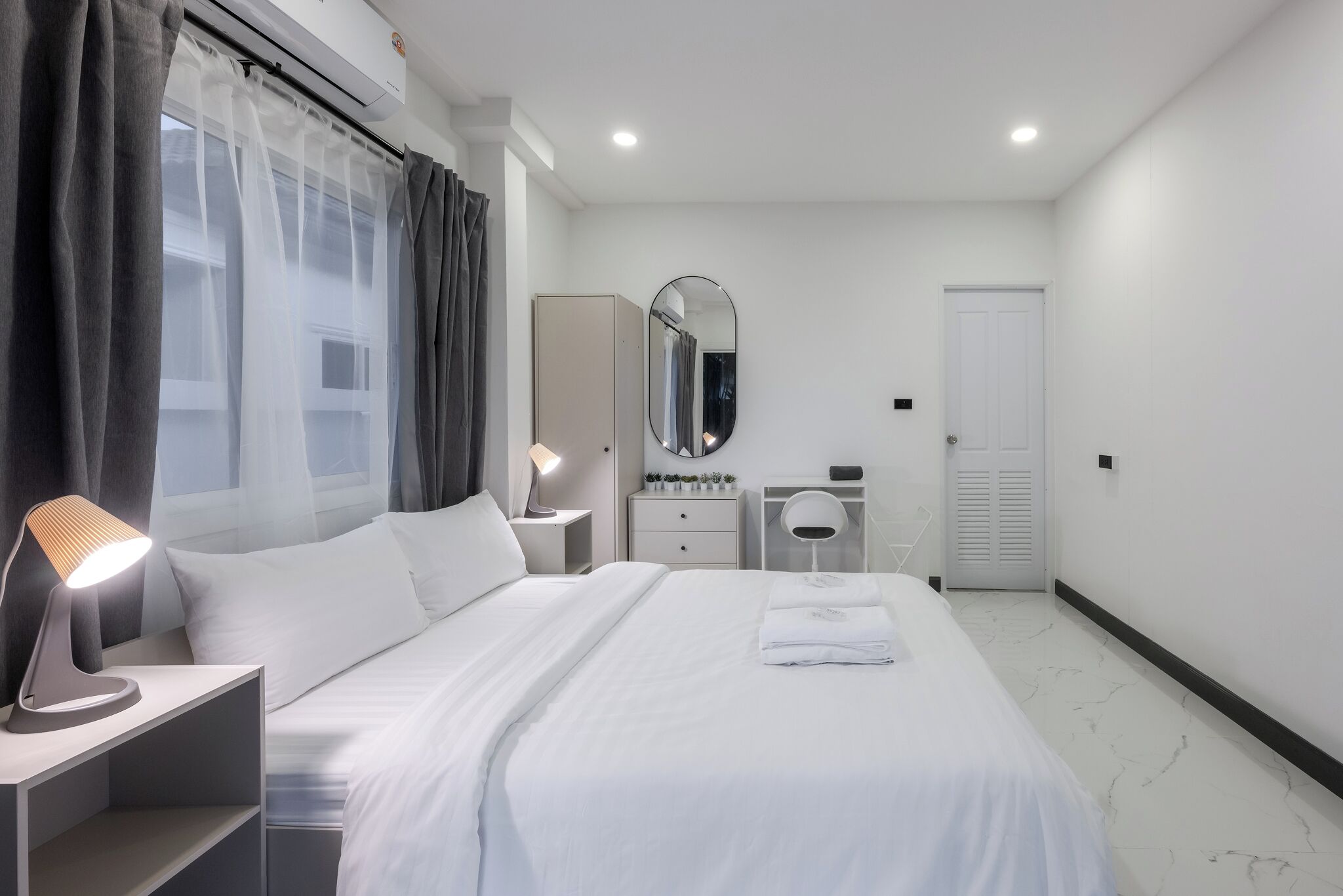 Vila clássica, 4 quartos, para não fumantes, cozinha | 3 quartos, cortinas blackout, ferros/tábuas de passar roupa