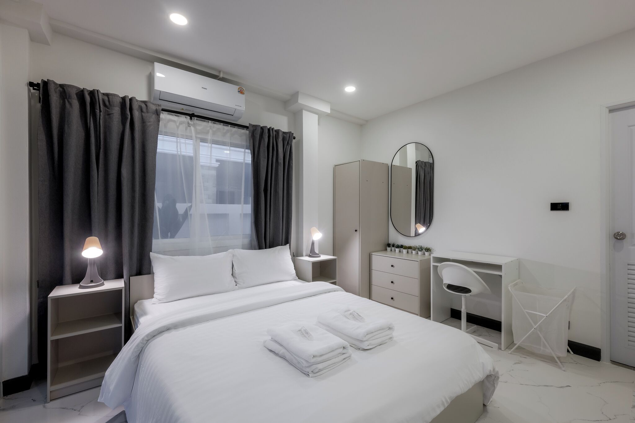 Villa clásica, 4 habitaciones, para no fumadores, cocina | 3 habitaciones, cortinas blackout y tabla de planchar con plancha 