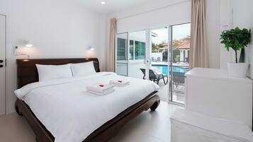 4 bedrooms, blackout curtains, iron/ironing board, free cots/infant beds